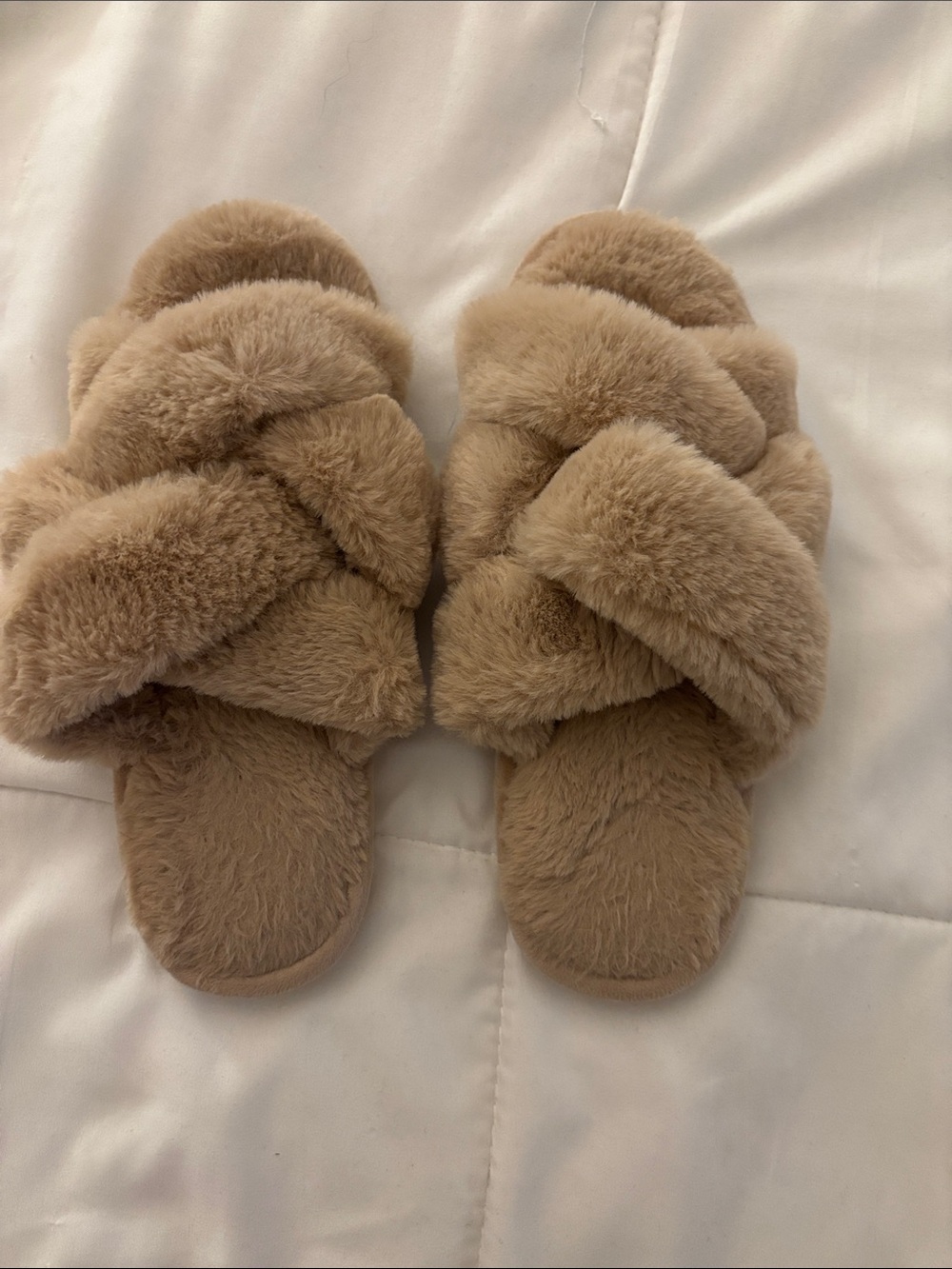 Cozy Crisscross Plush Slide Slippers - Tan